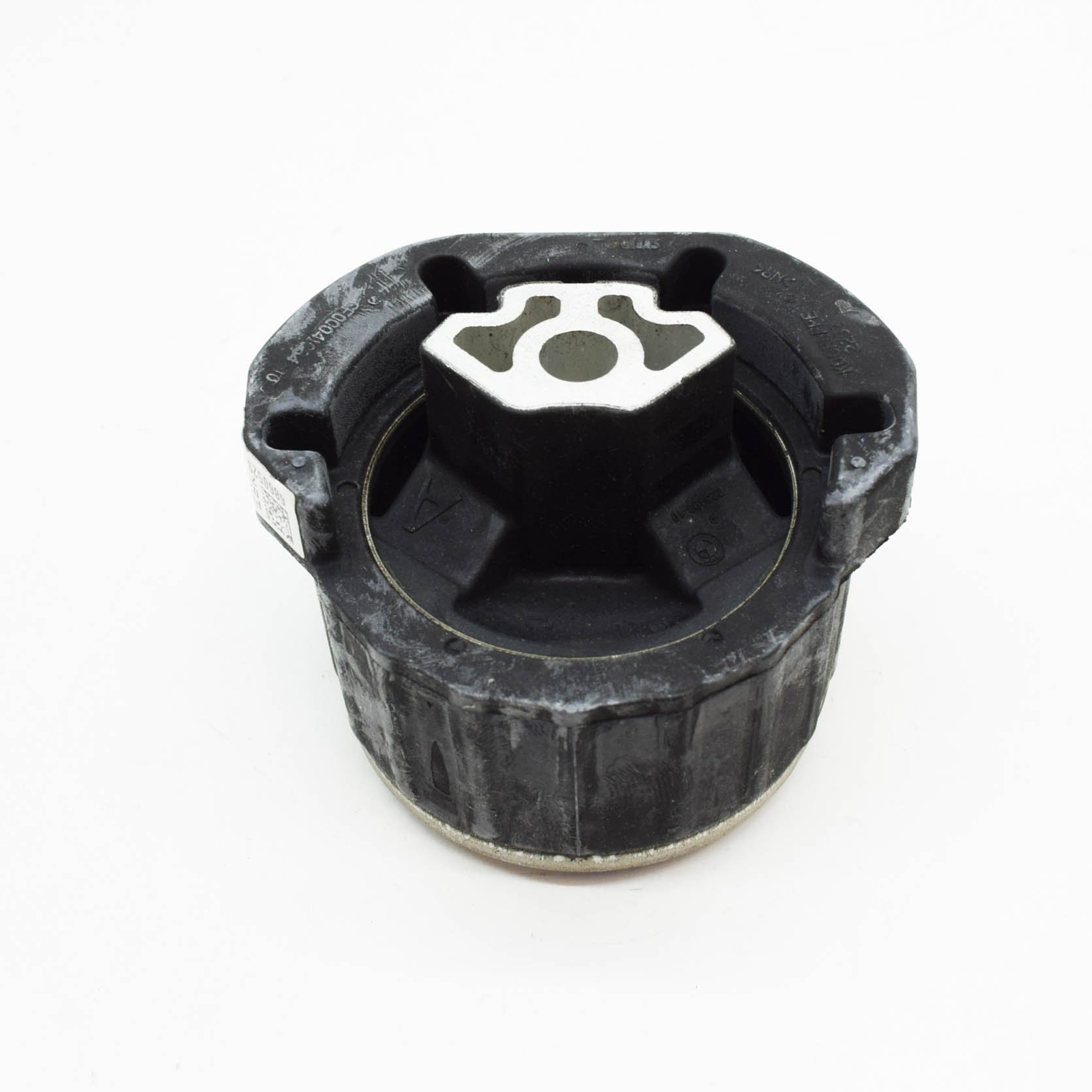 NEW BMW 5 G30 AUTOMATIC TRANSMISSION GEARBOX MOUNT 22326860529  