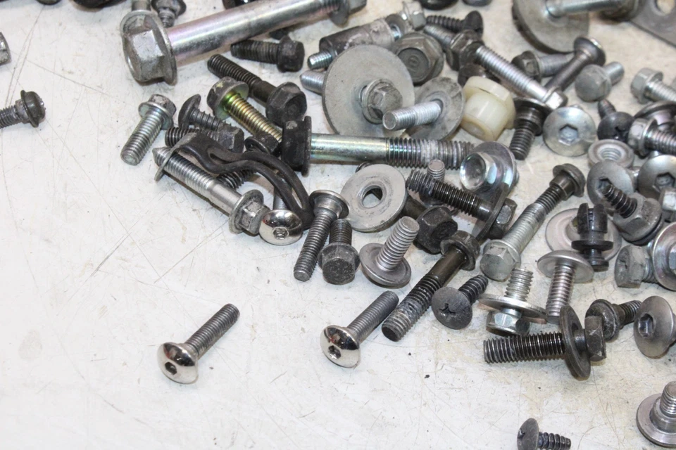 01-10 HONDA GOLDWING 1800 GL1800 OEM ENGINE MOUNTING BOLTS HARDWARE MOTOR SCREWS - Image 3 of 4