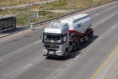 LKW Foto Shacman X3000 Silo-Sattelauflieger Kasachstan weiß CIMC #w6rv