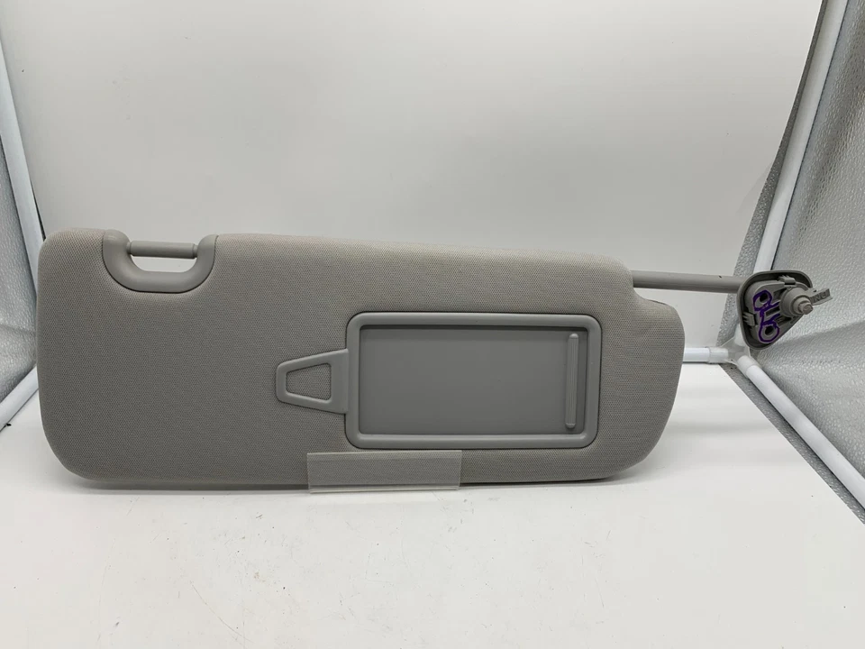 Parasol para pasajeros Hyundai Santa Fe 2013-2019 gris iluminado OEM B04B46005 Foto 2 de 4
