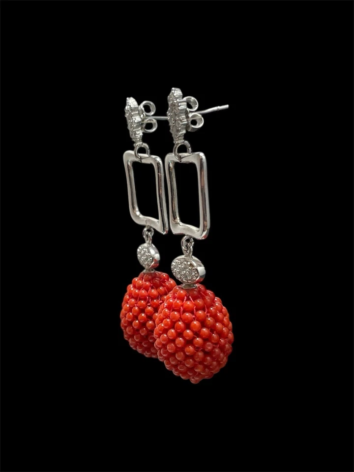 Orecchini In Argento E Corallo Naturale Fatto A Mano - Immagine 2 di 4