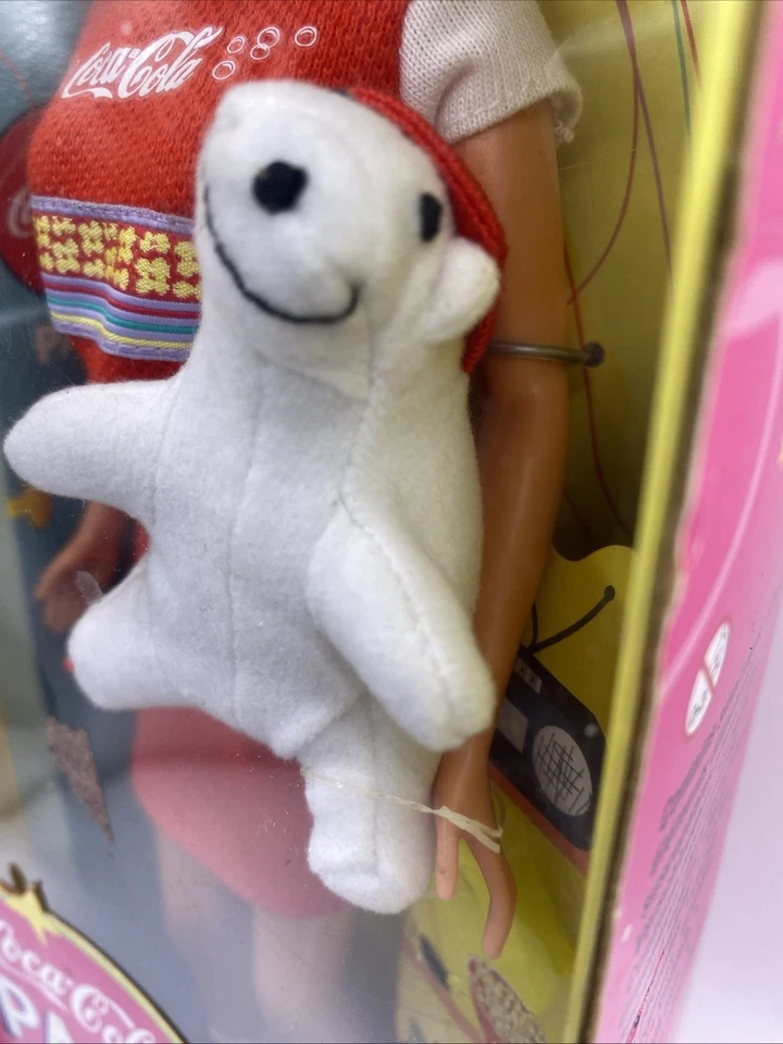 Barbie Coca Cola Fiesta Muñeca Edición Especial De Colección 1998 con Peluche Oso Polar Nuevo en Caja Foto 2 de 4