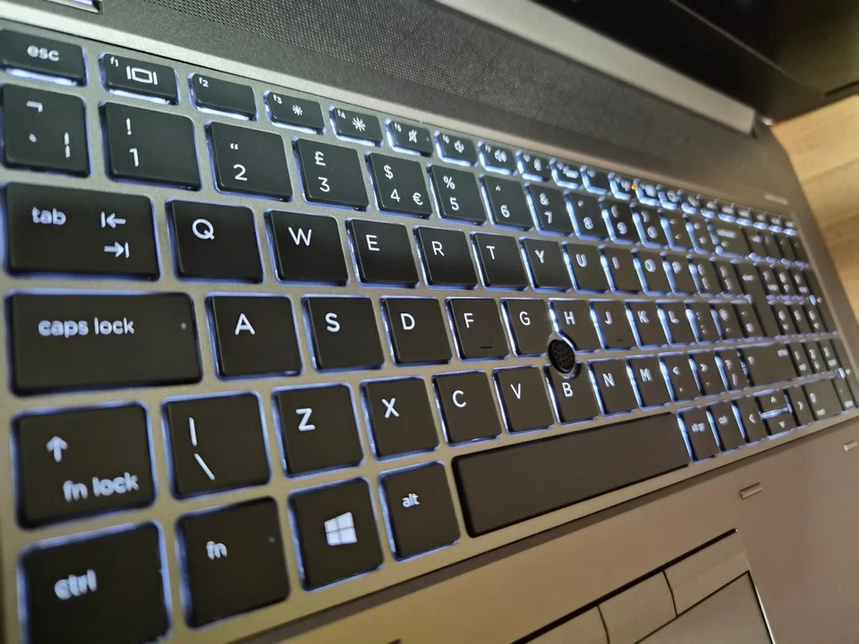 WILL TAKE £649 17" Gaming CAD Laptop i7 32GB RAM 1TB SSD BluRay Nvidia 16GB - Image 2 of 4