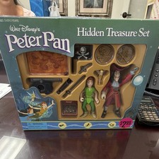 Mattel Disney Peter Pan Hidden Treasure Set Playset w/ Peter Pan  Hook 2000