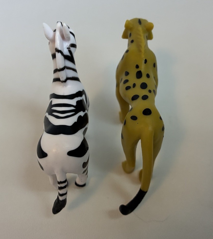 Wild Kratts Runners toy figures set + discs Cheetah Zebra Road