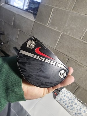 Nike Method Matter B2-05 Right-Handed Putter 35 Inches