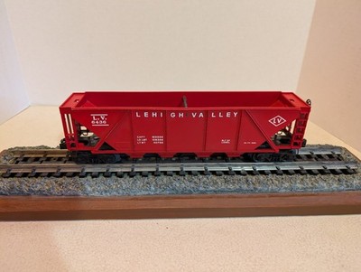 Lionel 6436 Lehigh Valley 4 Bay Hopper, Red, Postwar, Very Good