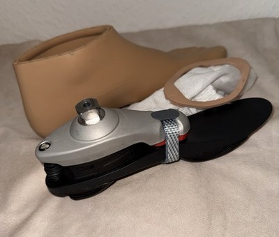 Otto Bock 1M10 Beinprothesen FUSS Prosthetic Foot 26 Left max 95 kilos (NEU)