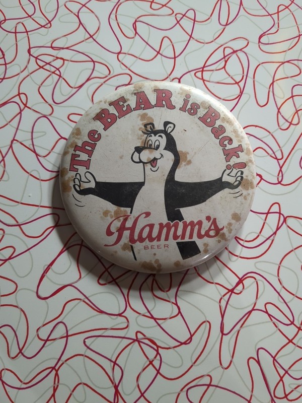Vintage Hamm’s Beer Advertising Pinback Button 3" The Bear Is Back Man Cave Pub