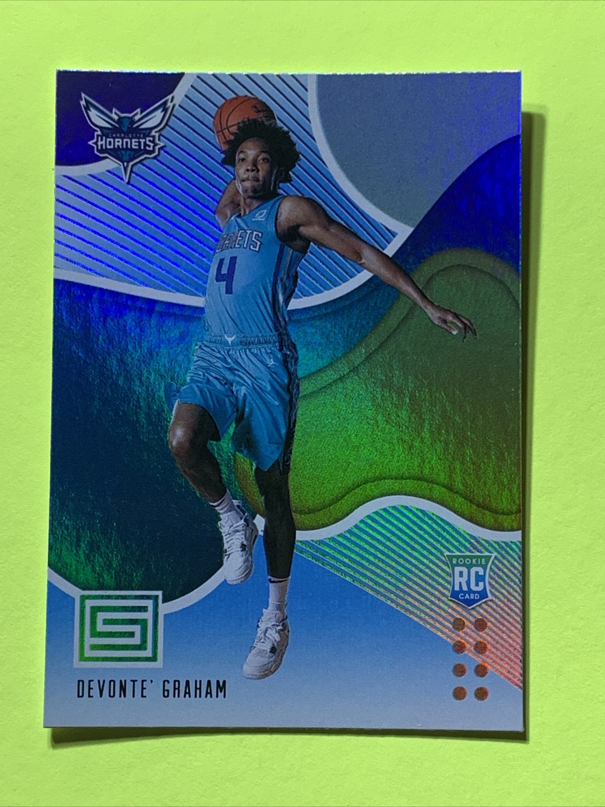 2018-19 Panini Status Devonte’ Graham Rookie Blue SP #183 Charlotte Hornets RC