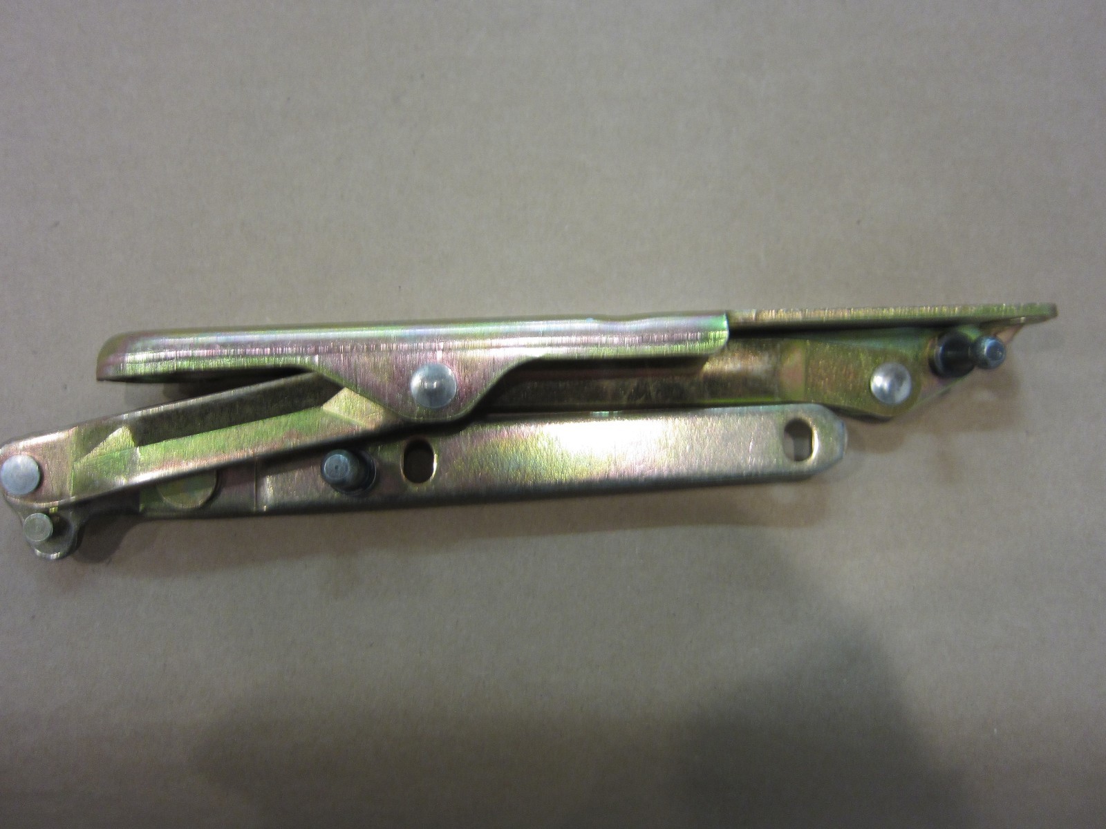 Maserati 4200 Granturismo RH Boot/Trunk Hinge (NEW) Part# 384700106