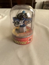 Vintage charge and go mini motorcycle