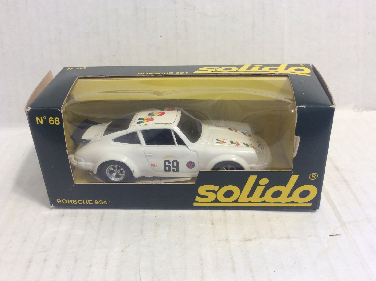 Solido Porsche 911 934 Turbo 1975 1:43 68