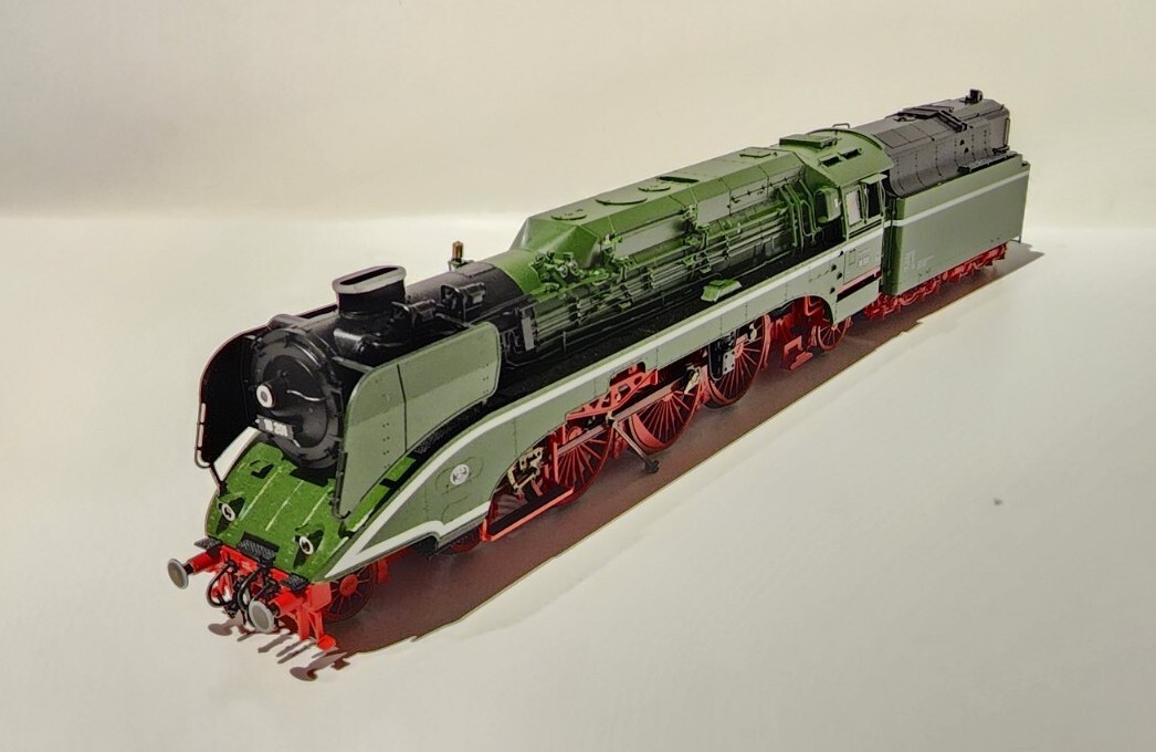 ［週末値下げ］ Roco DB BR 181-2 HOゲージ 鉄道模型 週末値下げ］ Roco DB BR 181-2 HOゲージ 鉄道模型 週末値下げ