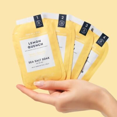 15 Packs VOESH Pedicure Spa Set 4-in-1 Salt/Scrub/ Masque/ Massage Lotion