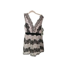  Little Mistress UK10 Petite Lace Dress BNWT Black White Pin  prom wedding party