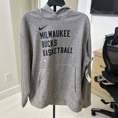 Nike Dri-Fit NBA Milwaukee Bucks Hooded Sweatshirt NWT Men s XL Soft Gray
