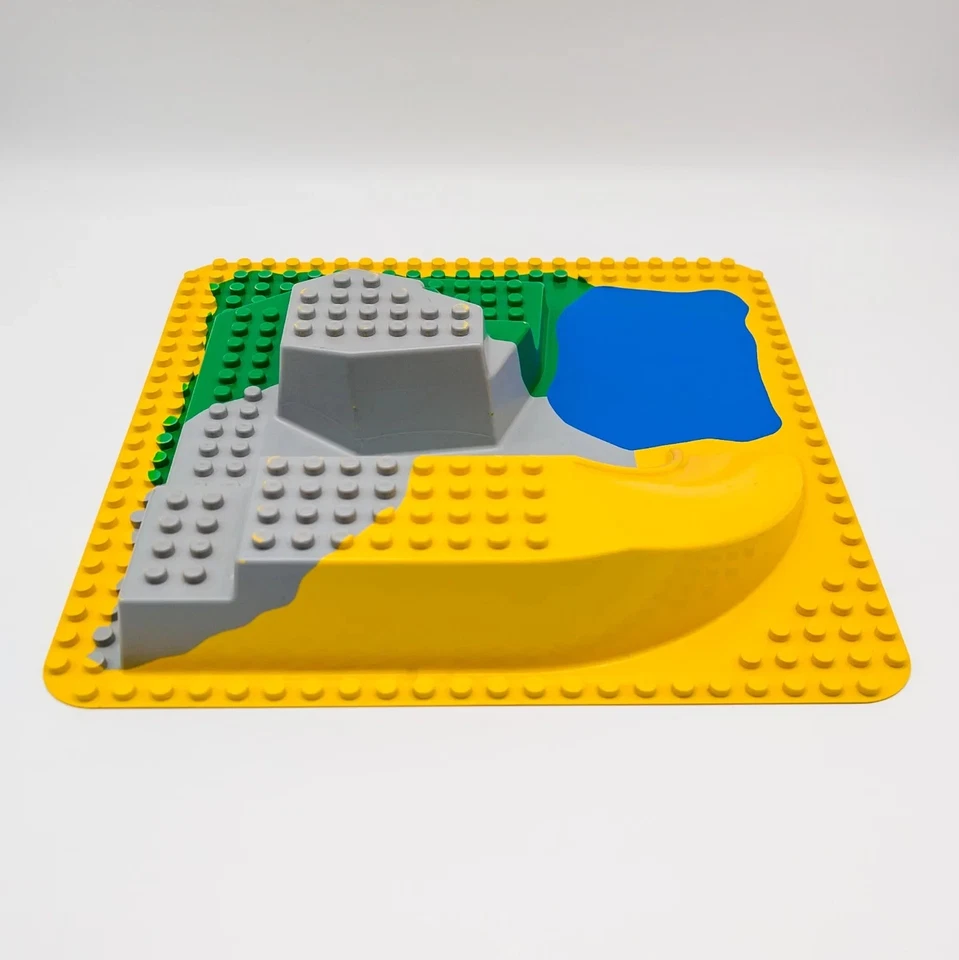 LEGO® DUPLO® 3D Bauplatte 2295 gelb grün grau blau 24x24 38x38cm Berg Wasser Zoo - Bild 4 von 4