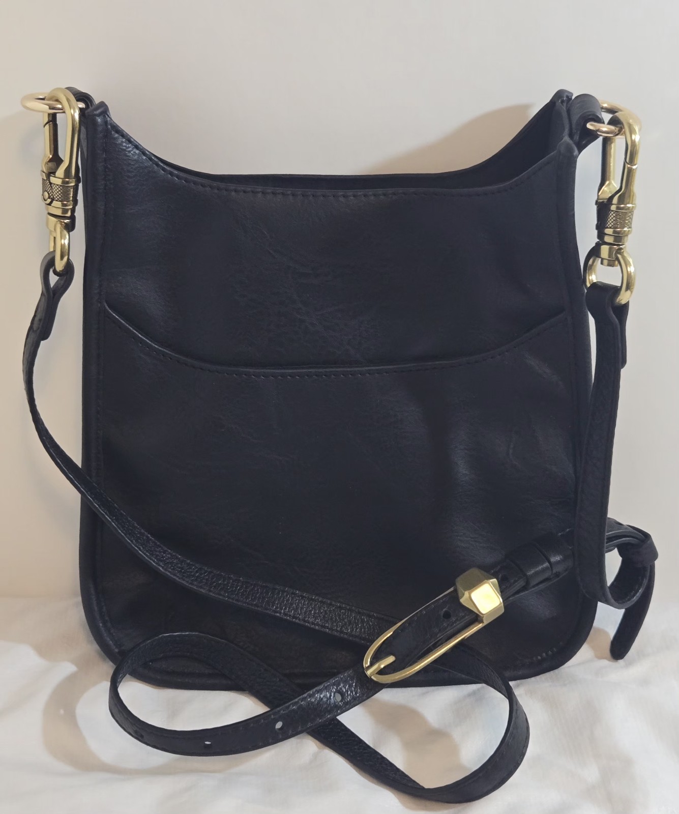 Ah-dorned Messenger Crossbody Bag Black Smooth Vegan Leather Purse Handbag EUC