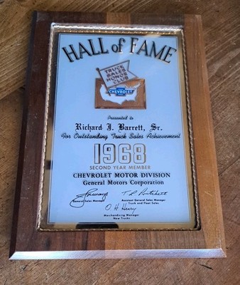 Vintage 1968 Chevrolet ''Hall Of Fame'' Truck Sales Honor Club Plaque 8''x11''