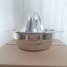 Cooks Club Manual Juicer Fruit Juice Squeezer for Pressing Lemons Oranges