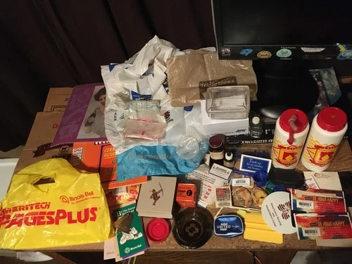 New ListingHUGE LOT OF VINTAGE ADVERTISING ITEMS COCA COLA ZAYRE WHEATIES BLOCKBUSTER SEARS