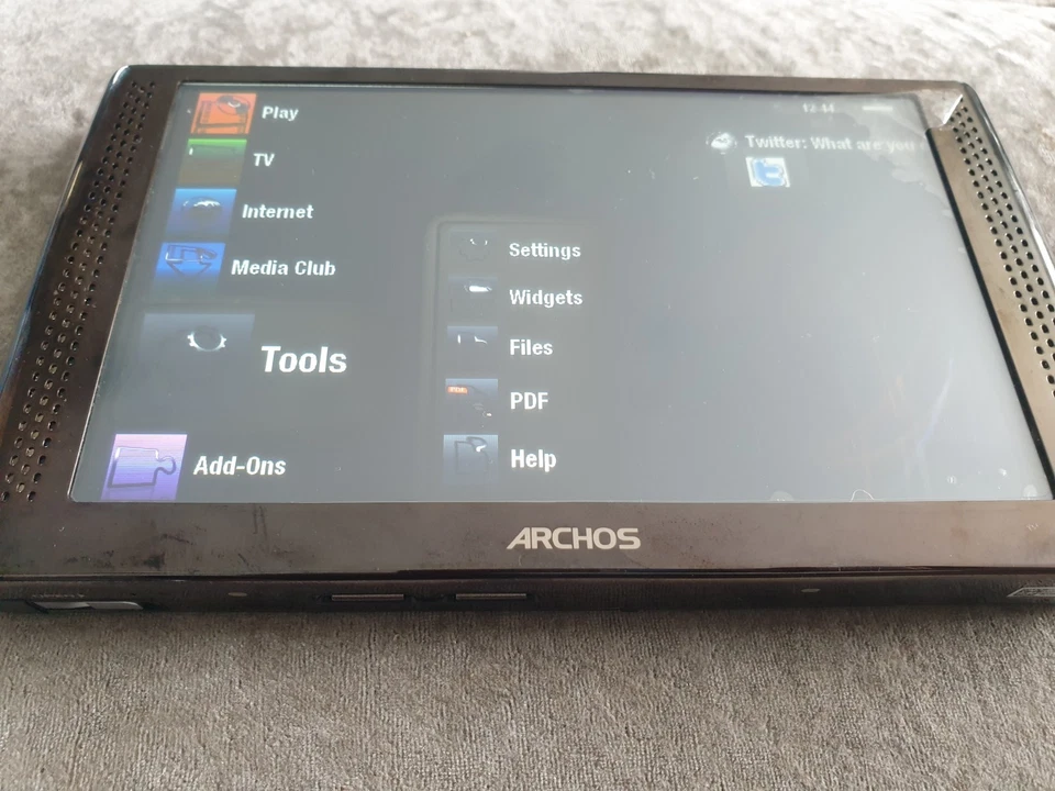 Archos 7 160GB 7" Internet Media Tablet  WiFi model 6700  - Image 2 of 4