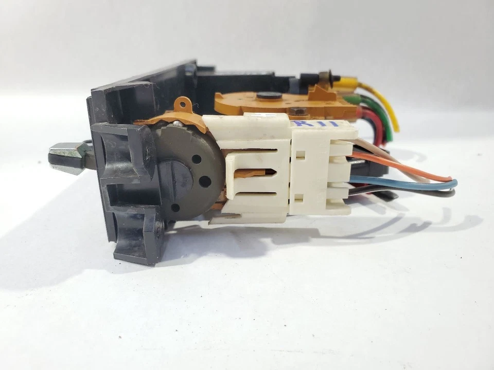 1987 1988 1989 Buick Lesabre OEM Manuel Temperature Control 25515836 - Image 4 of 4