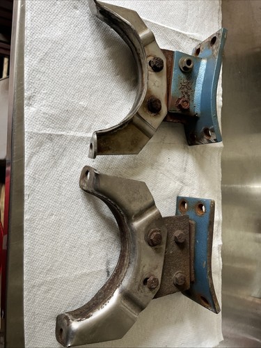 1976 Peterbilt 359 5” Exhaust Mounts/Hangers And Clamps Used Pair A65