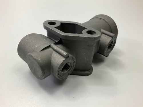 World American WA279000 TP-3 Tractor Protection Valve - Picture 3 of 5