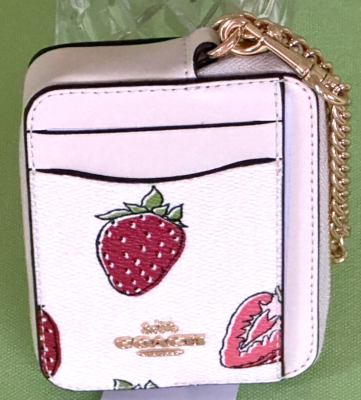 日本未入荷 Coach CAR32 Zip Card Case フルーツ柄 日本未入荷 Coach CAR32 Zip Card Case フルーツ柄 (Coach