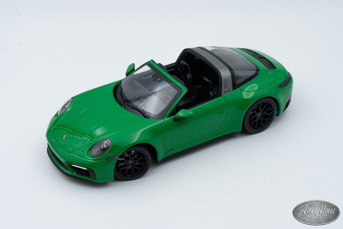 1/18 Minichamps Porsche 911 (992) Targa 4 GTS Green 🤝ALSO OPEN