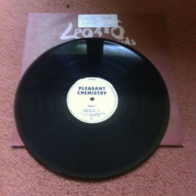 Pleasant Chemistry    Pasa? 12'' / Legato Records    LGT 5010 / VG+ 1996