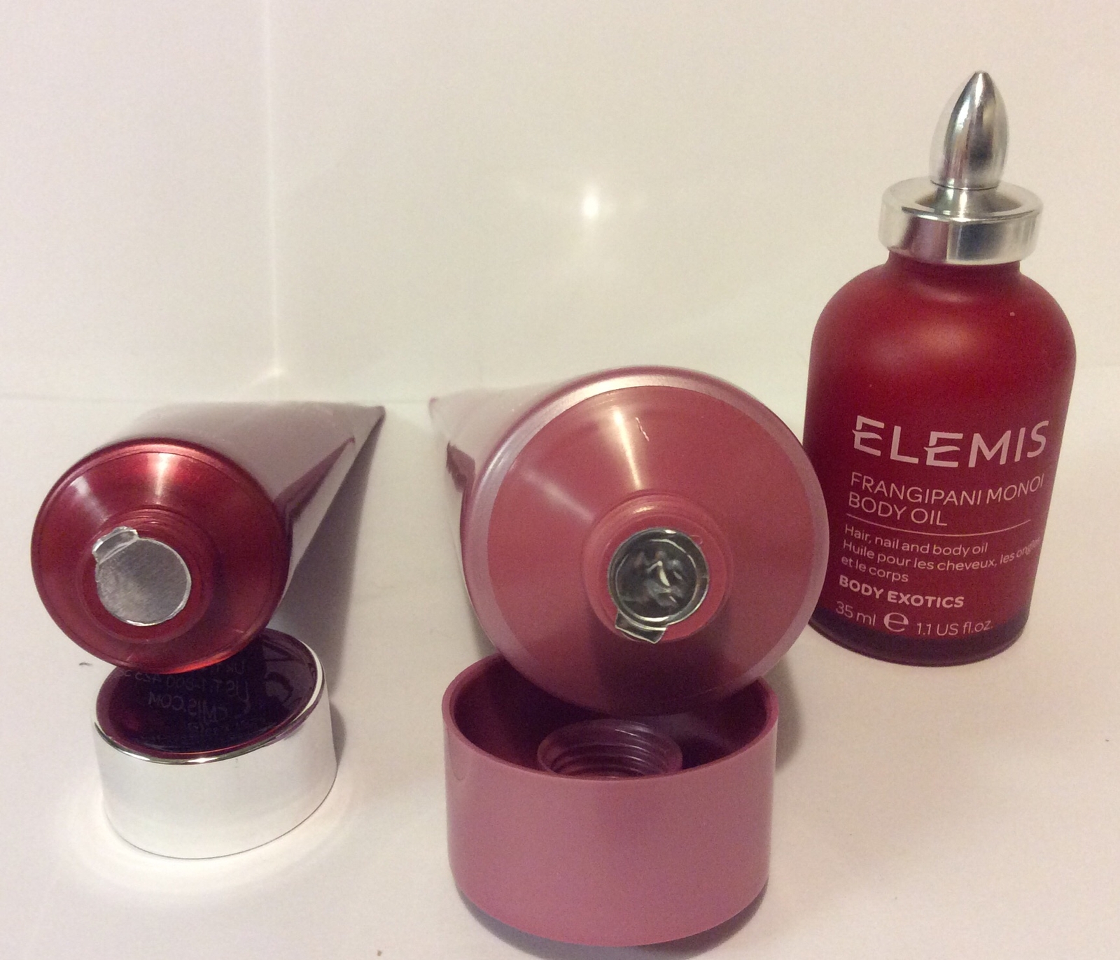 Elemis Rangipani Monoi Body Oil 35ml + Shower Cream Exotics 50ML AND