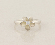 Sterling Silver Cubic Zirconia Plumeria Hawaiian Flower Ring Size 4 3/4