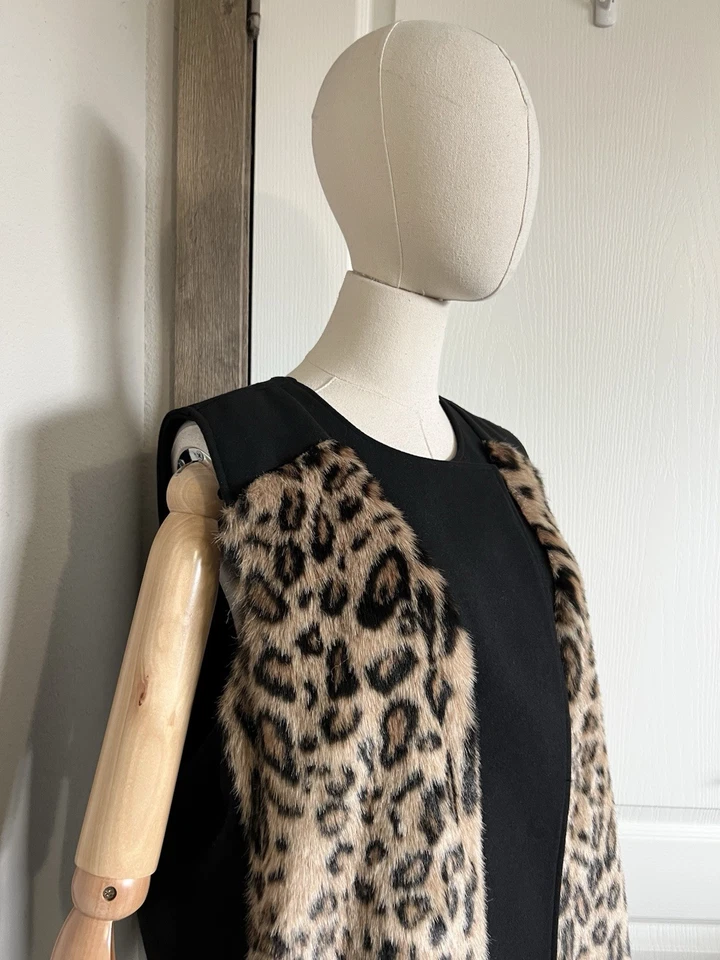 Chaleco Chico’s Talla 3 EE. UU. XL/16 Estampado de Leopardo Imitación Piel Bolsillos a Presión Forrado Foto 4 de 4