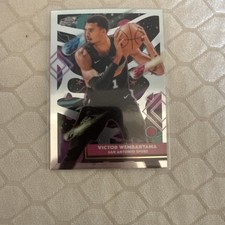 2025-26 Topps Chrome Cosmic Victor Wembanyama Base San Antonio Spurs