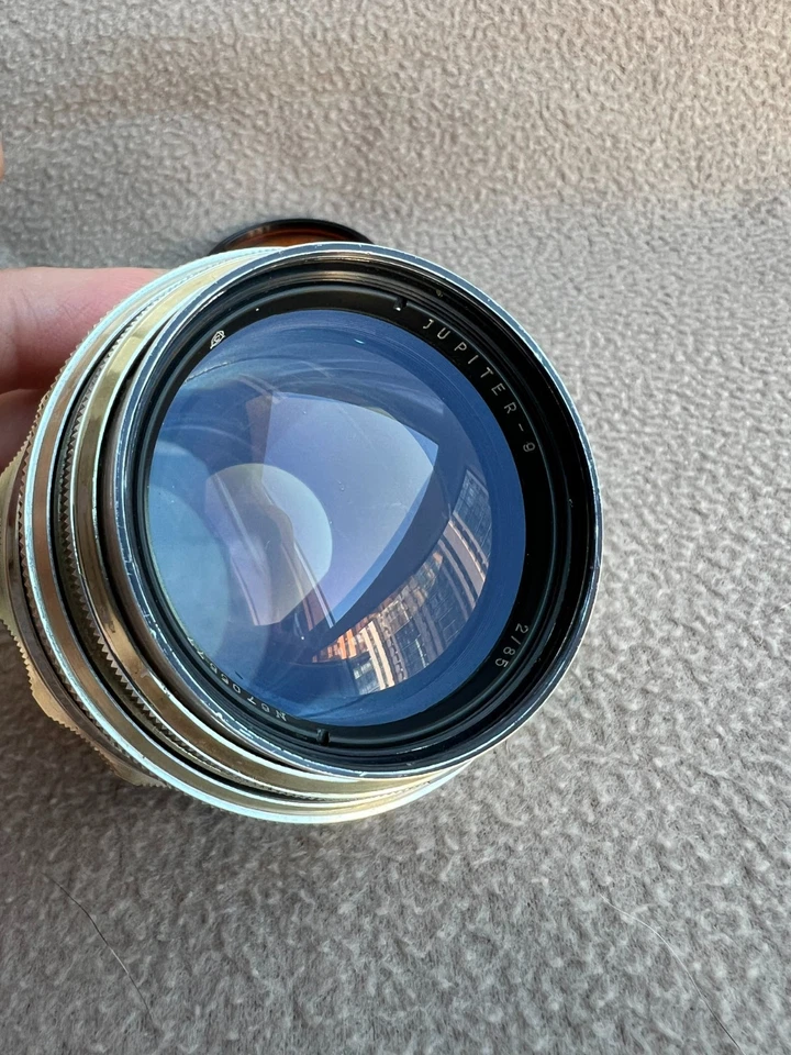 JUPITER-9 SILVER 85mm f/2 Soviet Rare Lens Russian SLR lens Zenit M39-M42 - Image 3 of 4