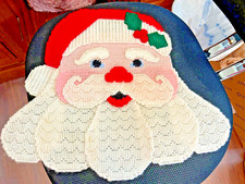 VINTAGE NEEDLEPOINT SANTA CLAUS FACE WALL HANGING PLASTIC CANVAS