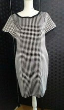Black And White Short Sleeved Knee Length Pencil Dress Size 18