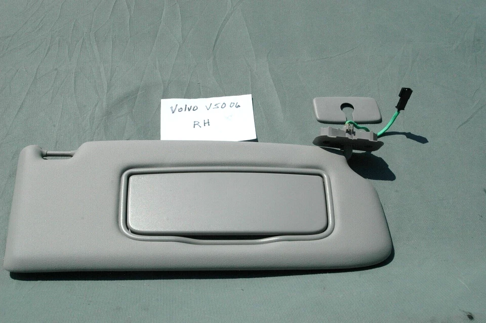 2004-2006 Volvo V50 Sun Visor w/ Mirror OEM  RH - Image 4 of 4