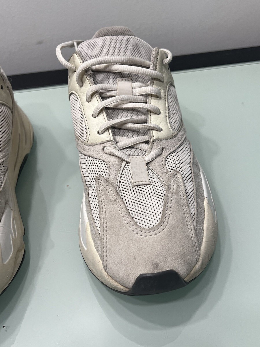 adidas gazelle silver green womens EG7596 adidas Yeezy Boost 700 Analog [USED] main image 0