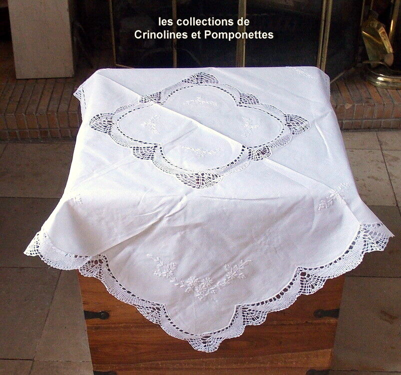 Surnappe brodée main Alix 90cm en coton blanc avec véritable point de Cluny