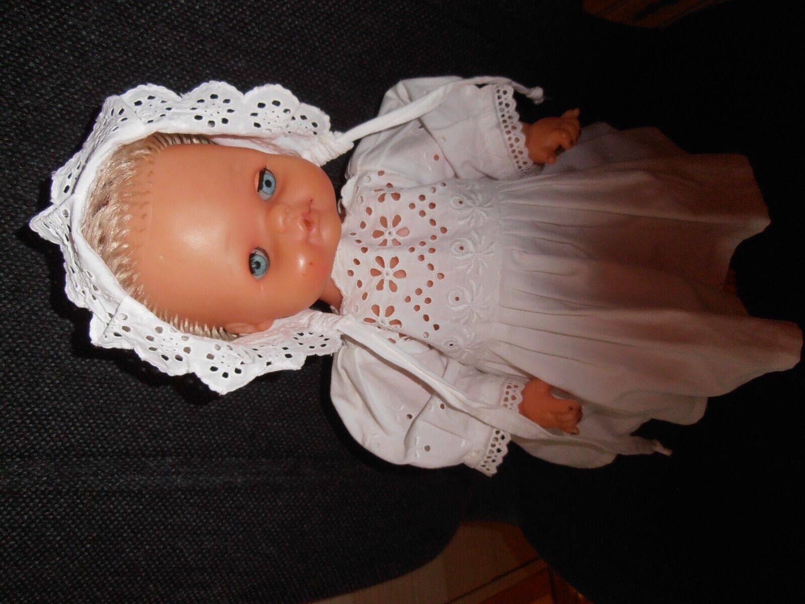 Kleines Puppenkleid Dreiteiler Bluse Mütze mit Spitze- Hose Uni Alter Oma Stoff 