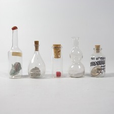 STOCK LOT 5 MINIATURE MINIATURE GLASS CUTE BOTTLES VINTAGE INTERIOR ITEMS
