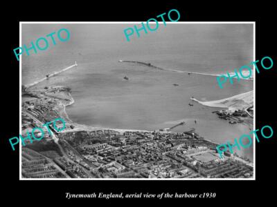 OLD LARGE HISTORIC PHOTO OF TYNEMOUTH ENGLAND AERIAL VIEW OF HARBOUR c1930