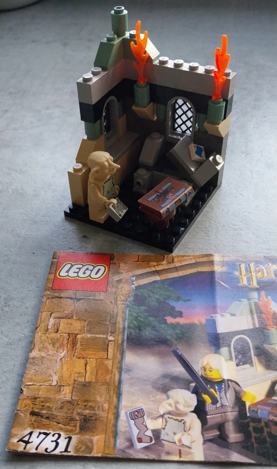 LEGO Harry Potter Dobby's Release #4731 (MINIFIGURES, INSTRUCTIONS and BOX), photo 1 of 5