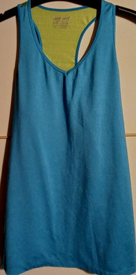 Layer8 Sport Tanktop türkis-blau+ hinten oben türkis-gelb-grün gestreift Gr. S
