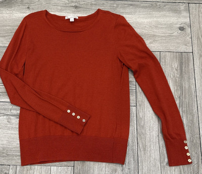 DB Established 1962 Orange Red Sweater Gold Accent Buttons at Cuffs Size Medium
