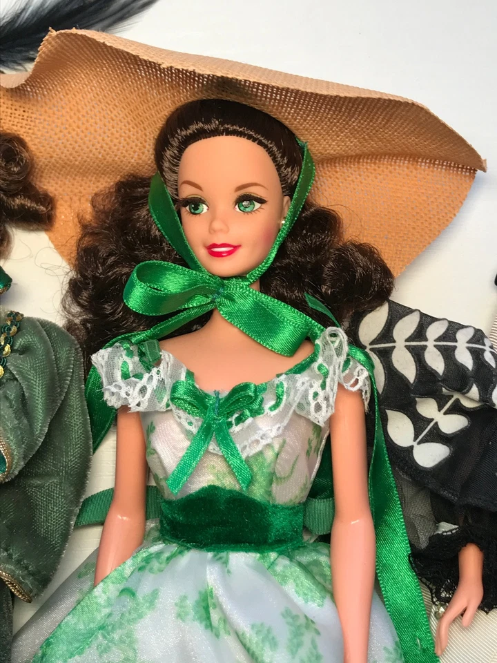 Lote de 5 bonecas Barbie Ken E o Vento Levou - Scarlett Rhett 75º aniversário - Imagem 4 de 4